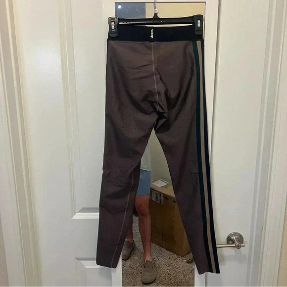 Ultracor Side Stripe Leggings - Picture 5 of 5